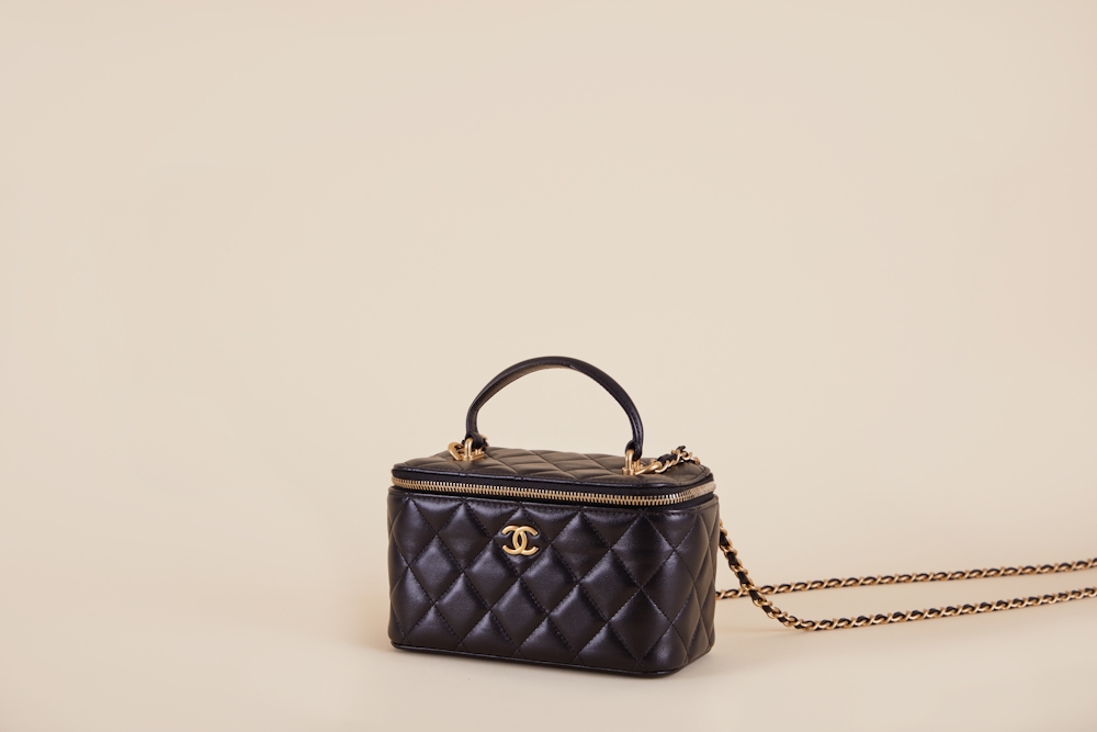 Chanel Lambskin Quilted Top Handle Vanity with Chain